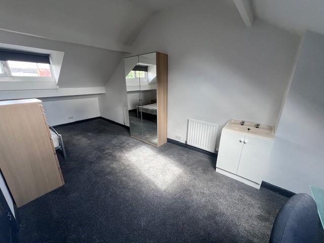 129 Charlotte Road,Bramall Lane,Sheffield,4 Bedrooms Bedrooms,2 BathroomsBathrooms,Terraced,1712